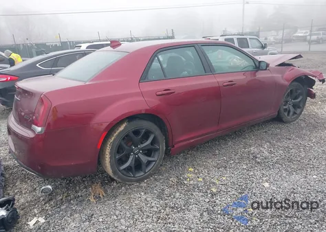 2021 Chrysler 300 300S z USA, uszkodzony, nr VIN 2C3CCABG0MH601189